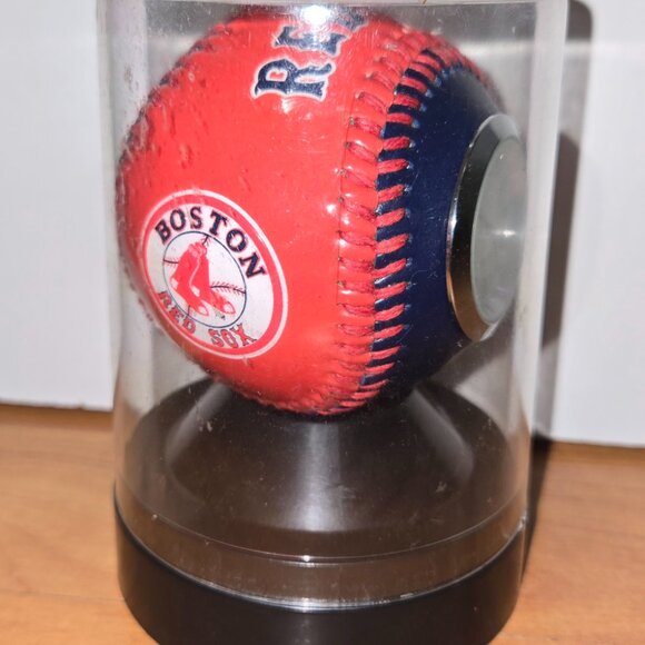 BOSTON RED SOX World Series Collector Baseball Clock - Picture 3 of 3